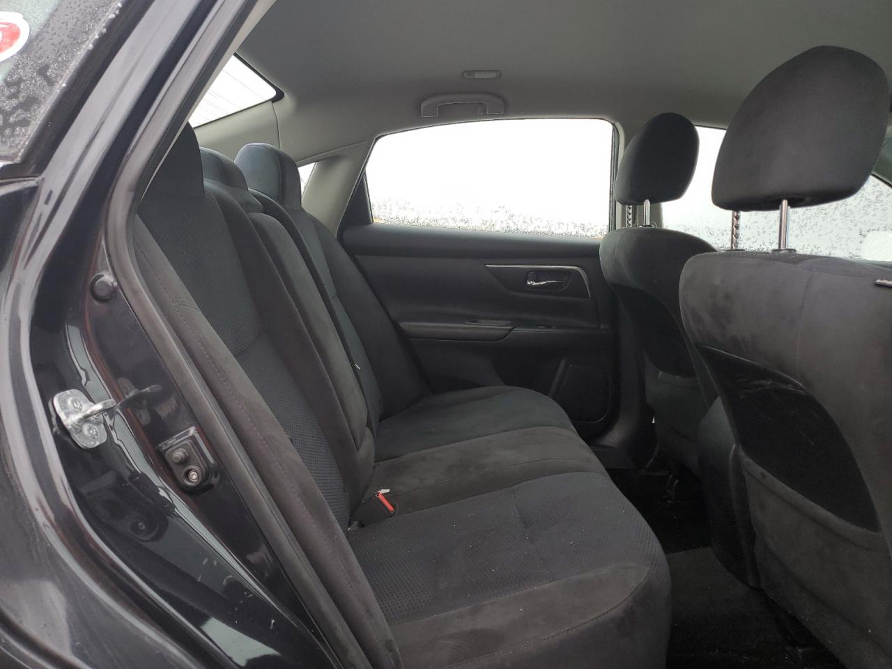2015 Nissan Altima - Image 10