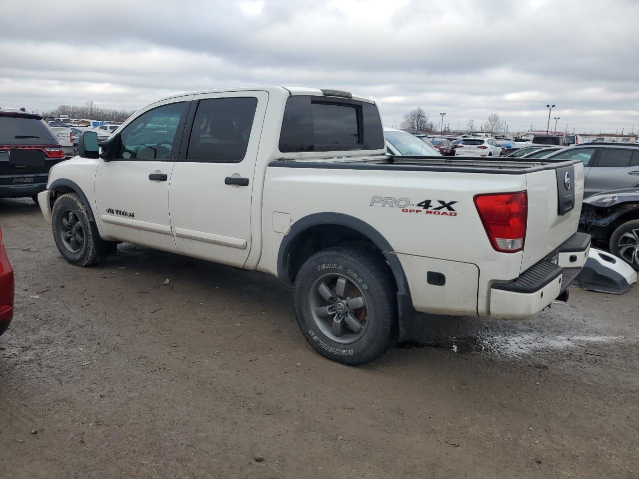 2009 Nissan Titan - Image 2
