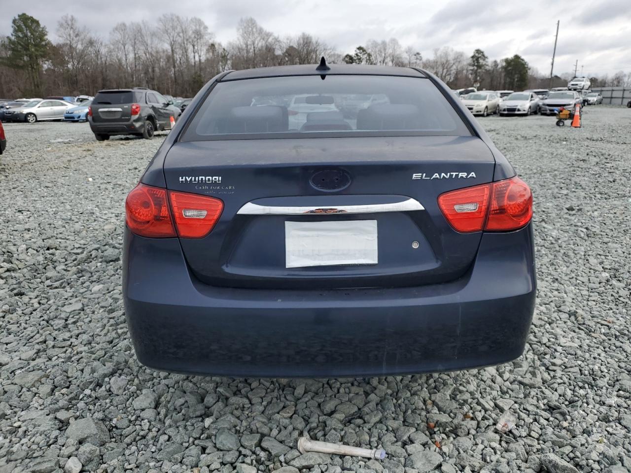2010 Hyundai Elantra - Image 6