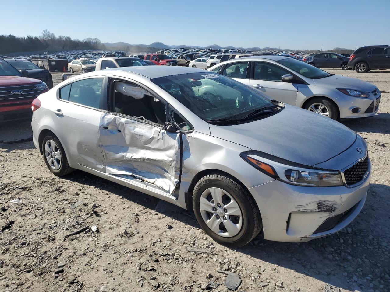 2017 Kia Forte - Image 4