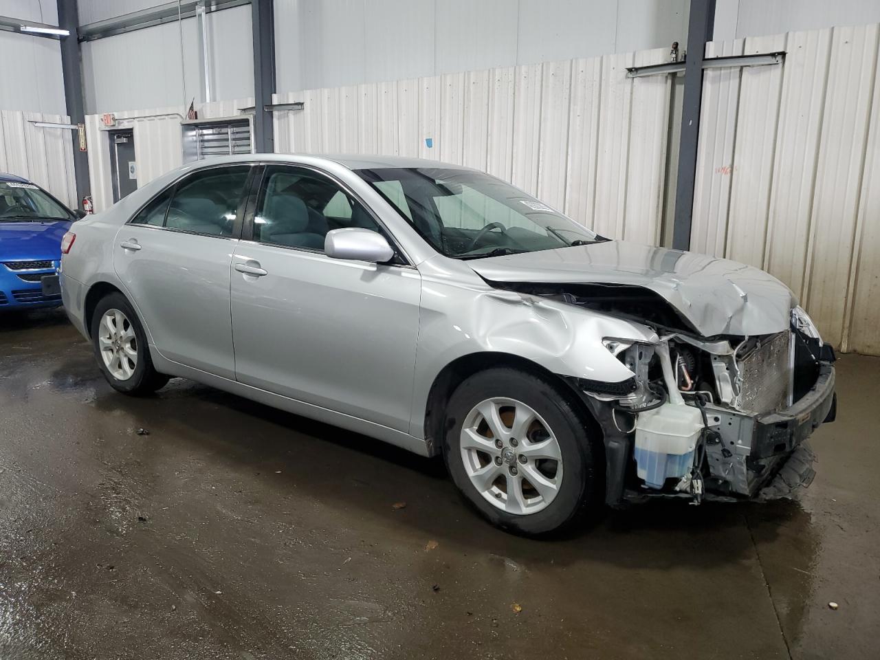 2011 Toyota Camry - Image 4