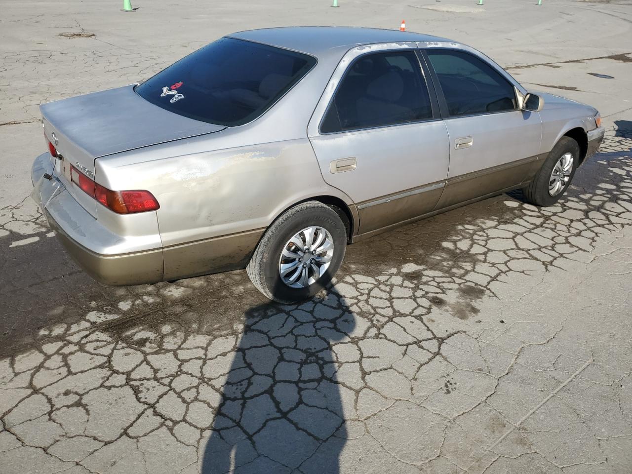 1997 Toyota Camry - Image 3