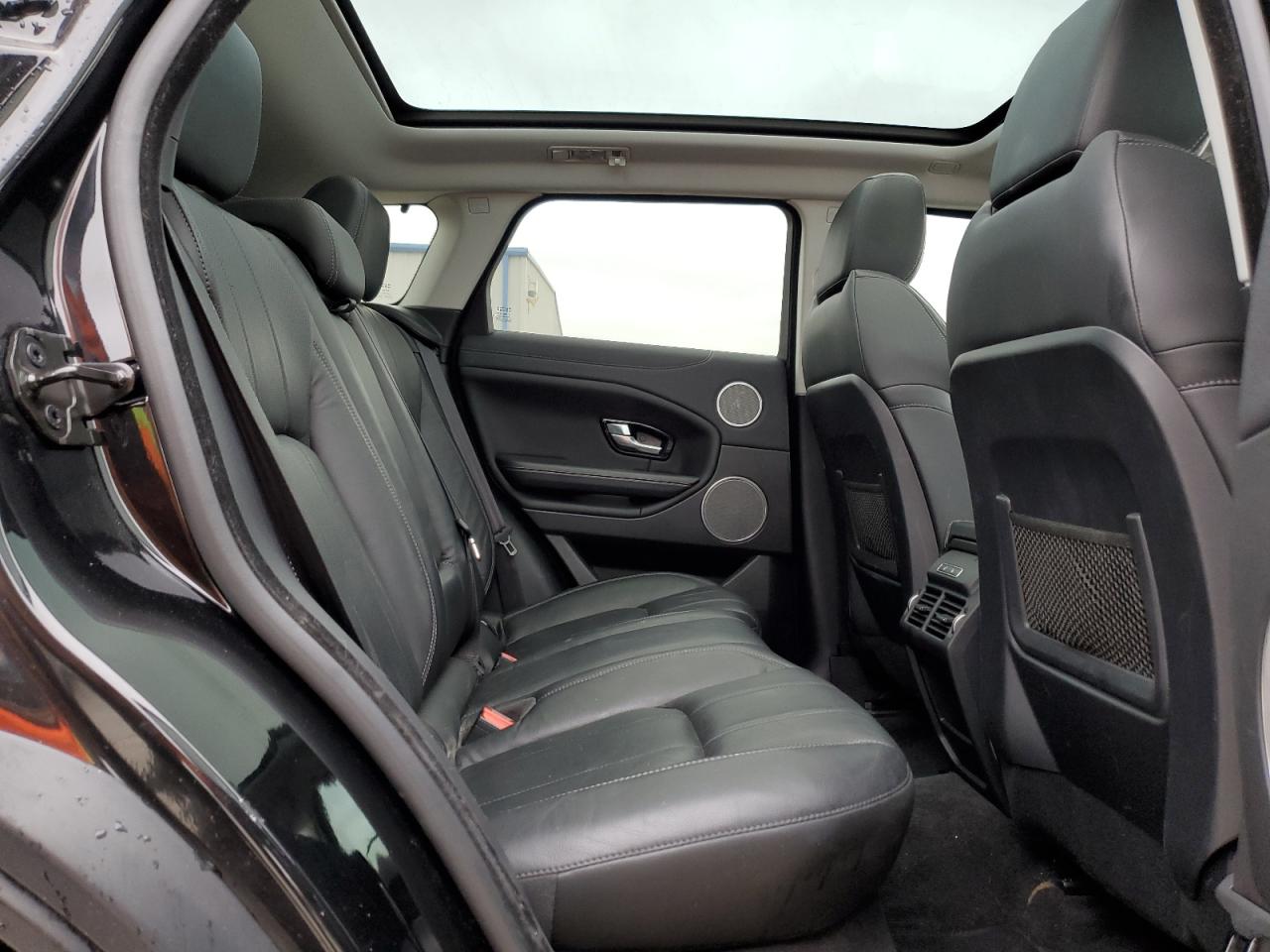 2016 Land Rover Range Rover - Image 10
