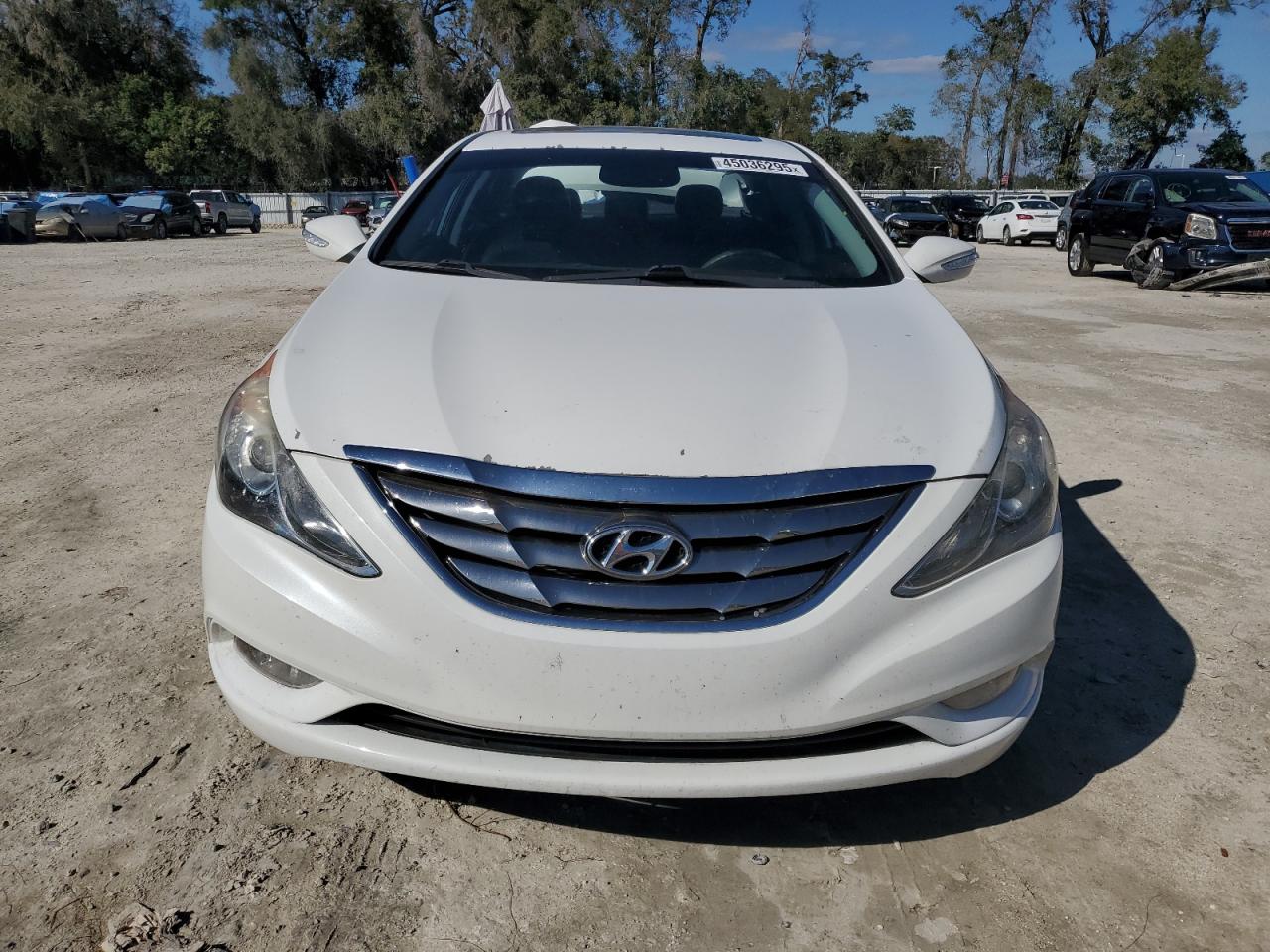 2011 Hyundai Sonata - Image 5