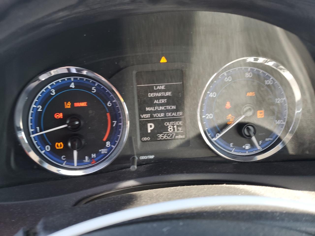 2018 Toyota Corolla - Image 9