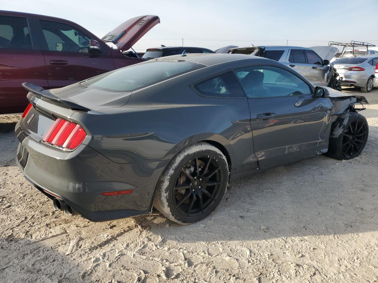 2018 Ford Mustang - Image 3