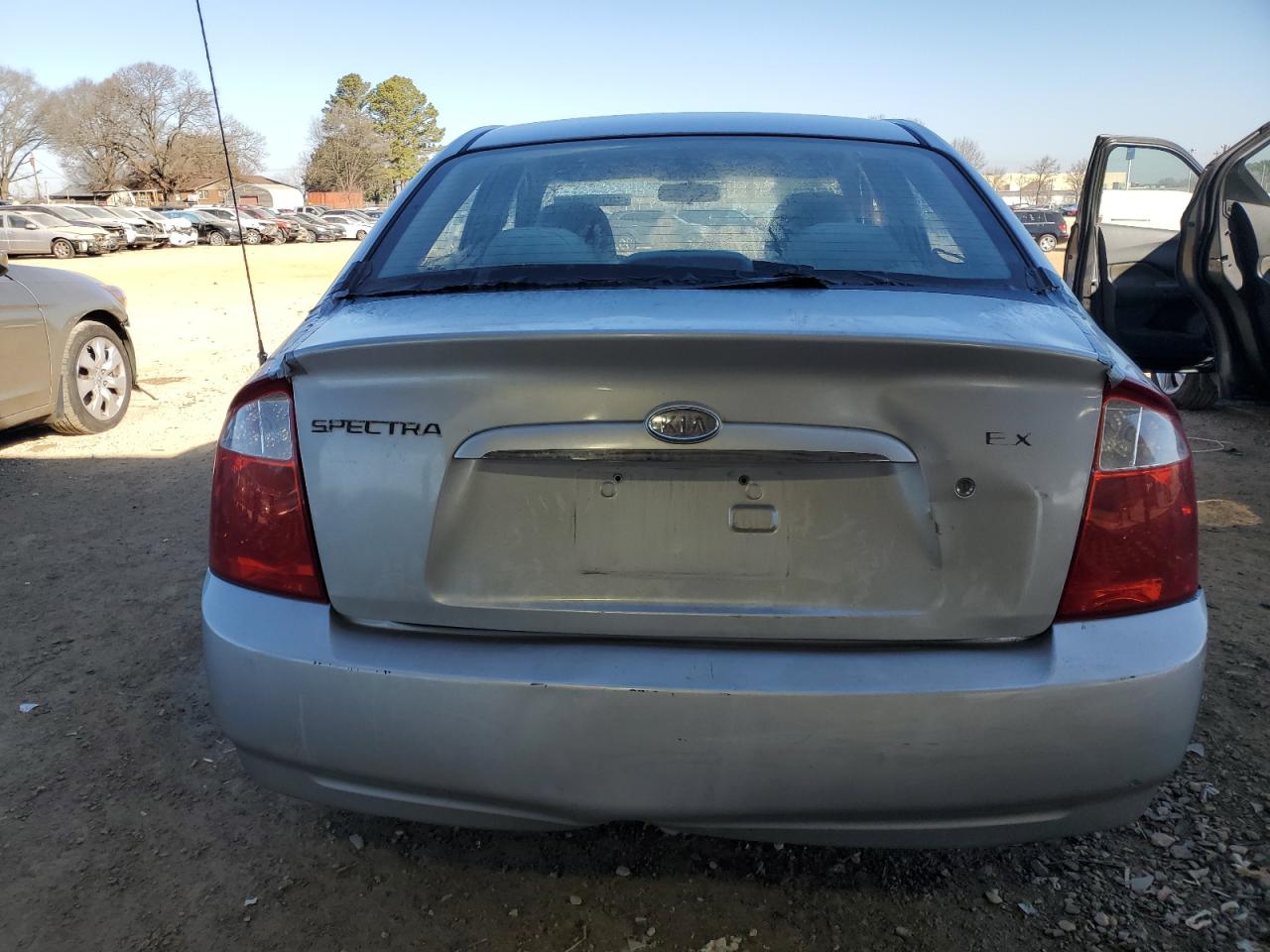 2006 Kia Spectra - Image 6