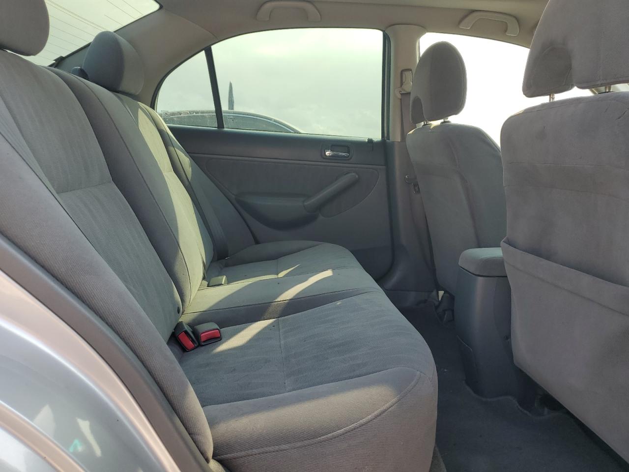 2003 Honda Civic - Image 10