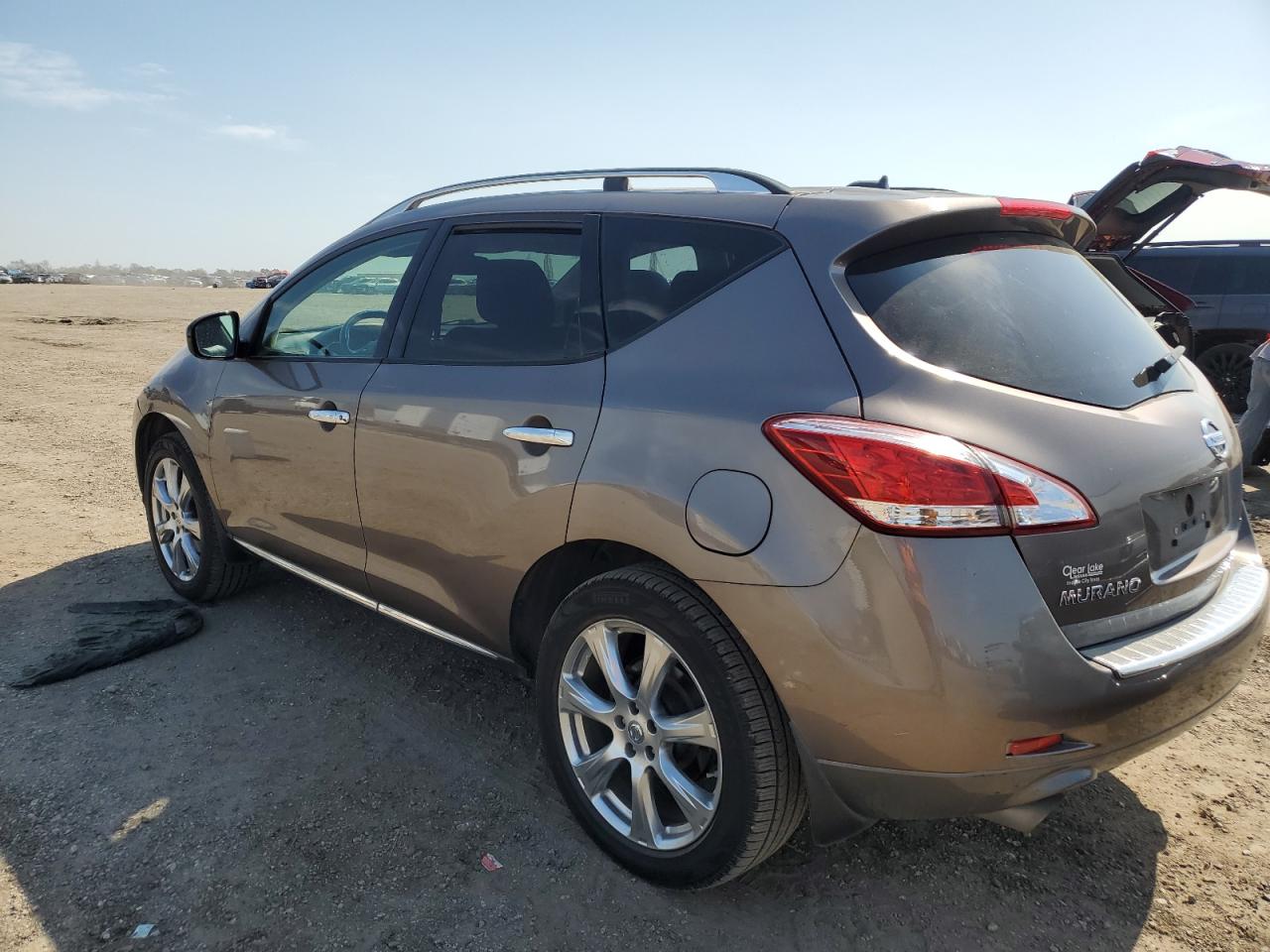 2012 Nissan Murano - Image 2