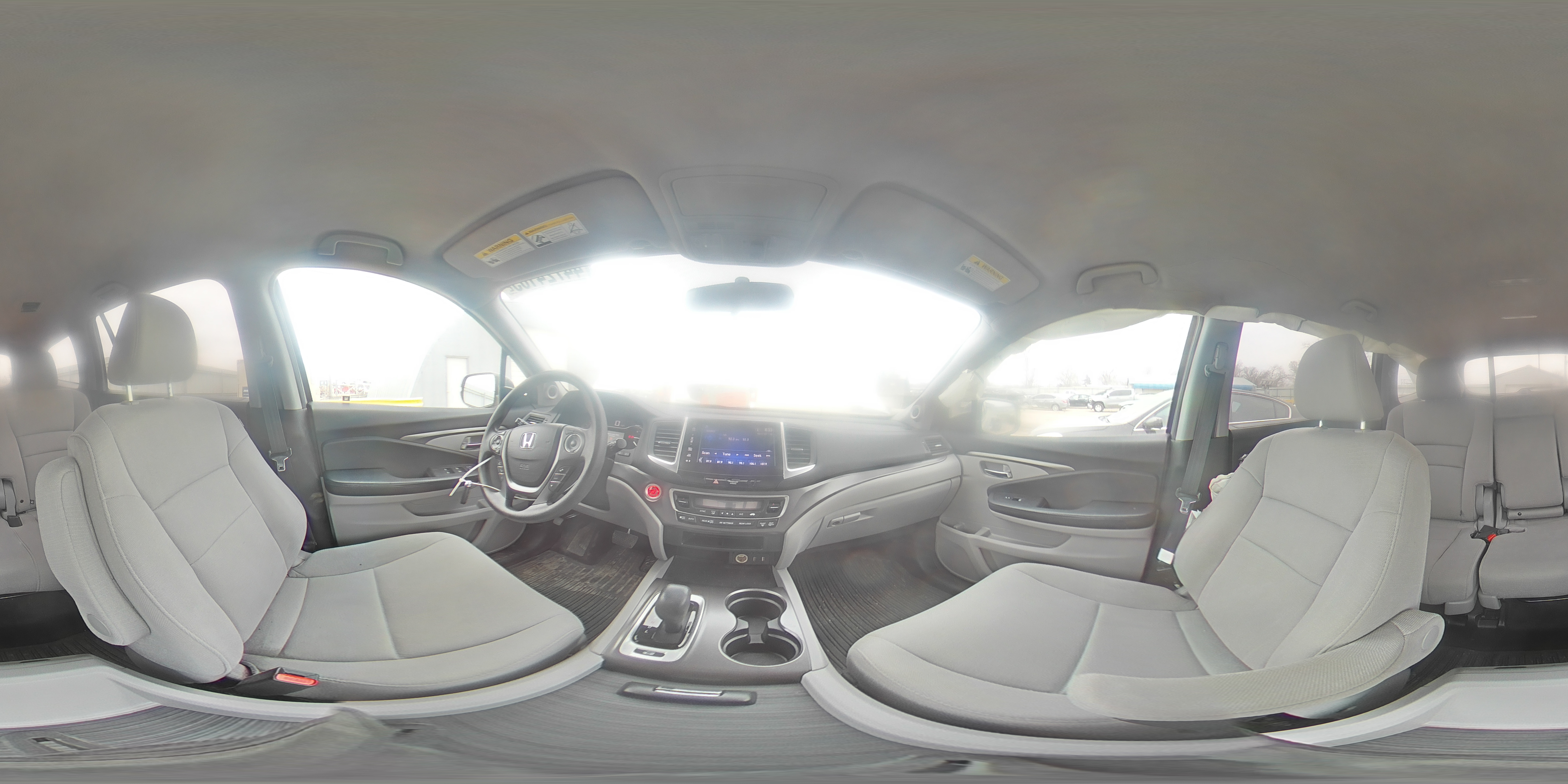 2017 Honda Pilot - Image 14