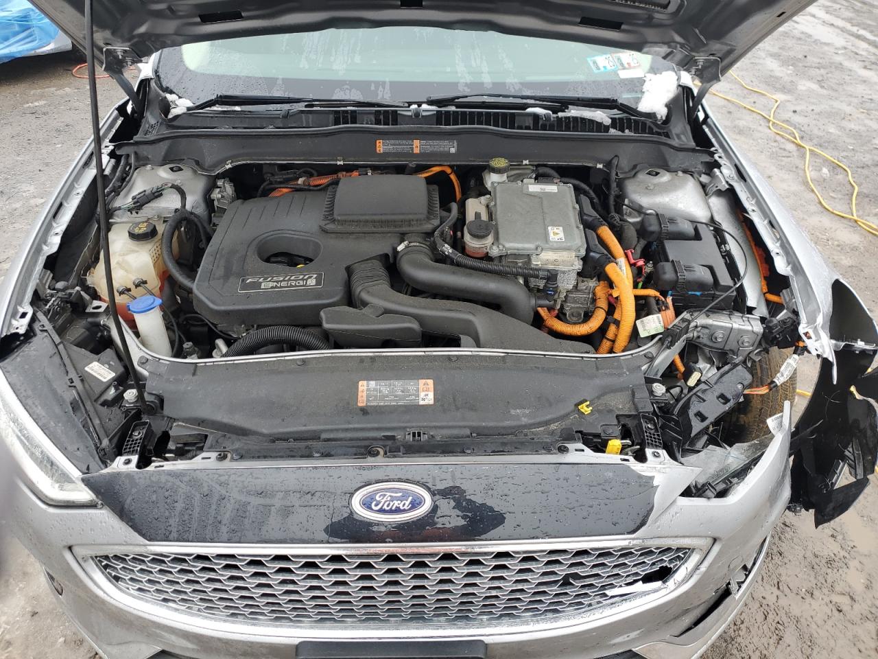 2020 Ford Fusion - Image 11