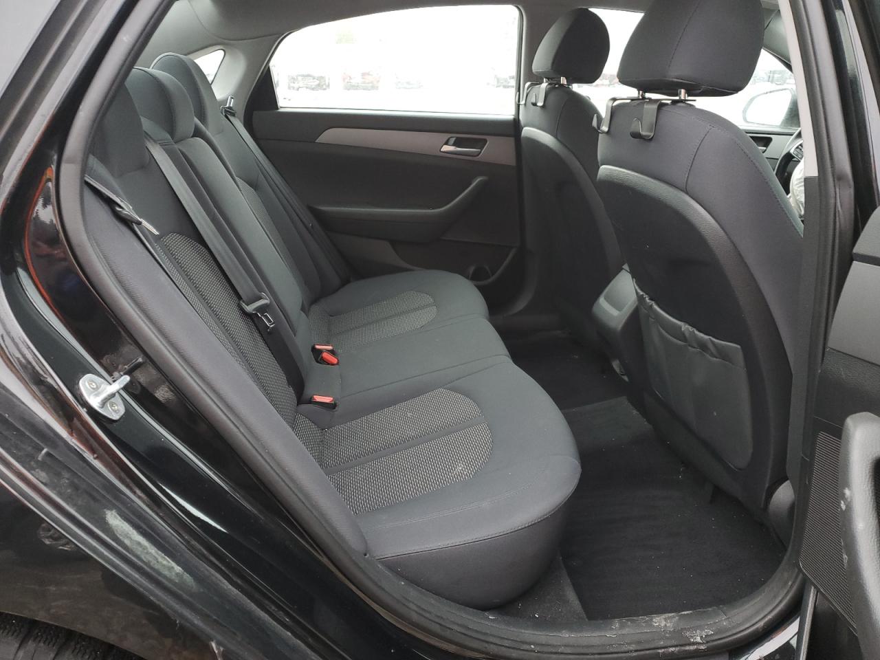 2018 Hyundai Sonata - Image 10