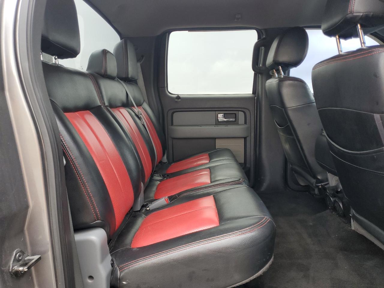 2014 Ford F-150 - Image 10