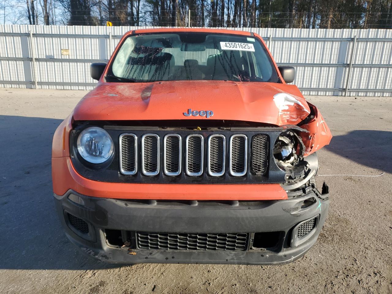 2017 Jeep Renegade - Image 5