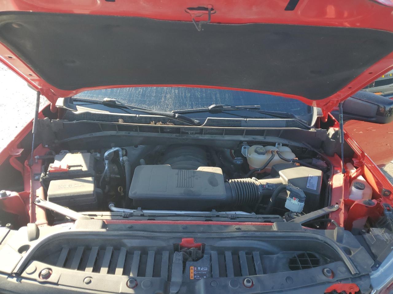 2019 Chevrolet Silverado - Image 11