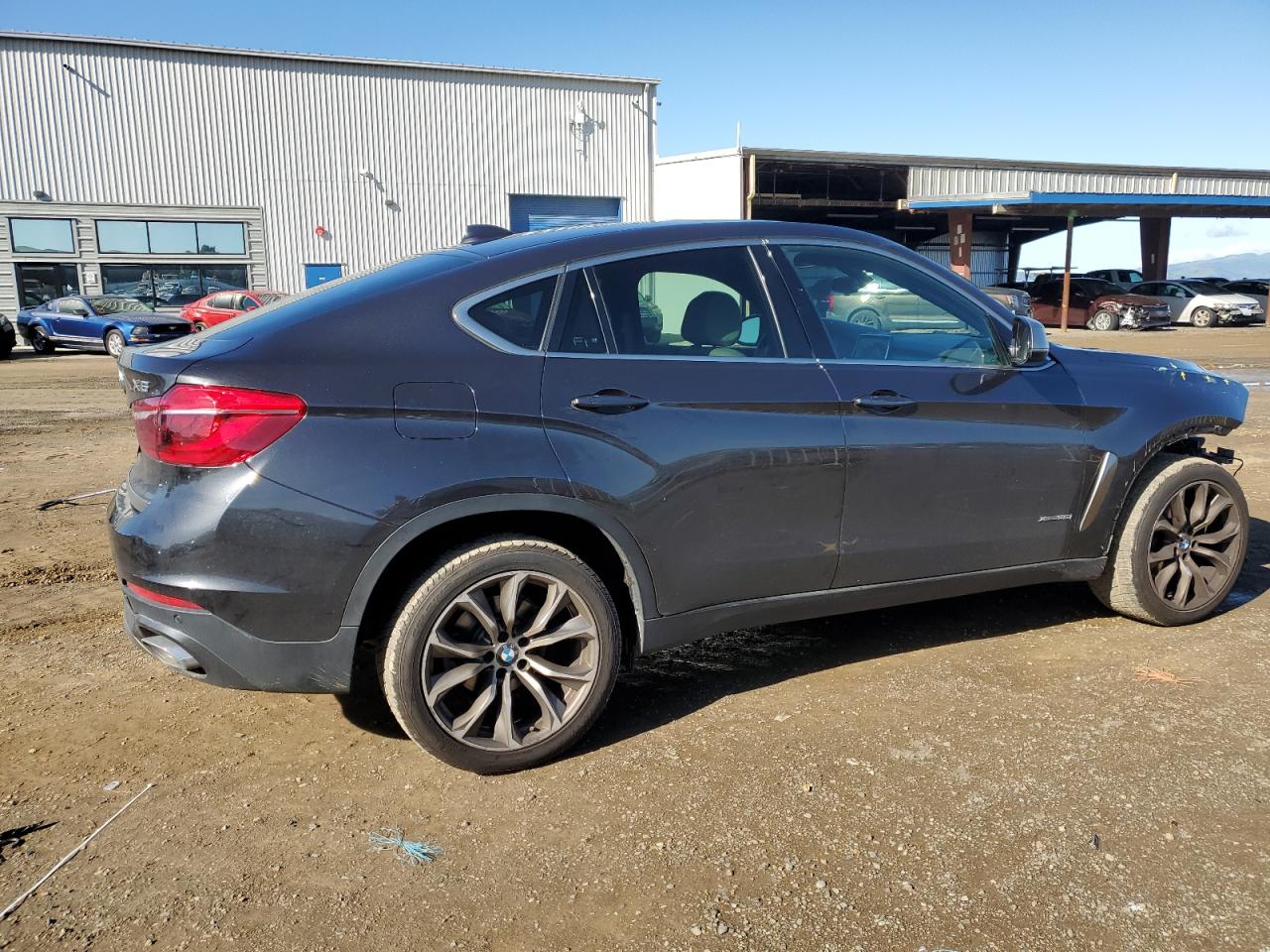 2018 BMW X6 - Image 3