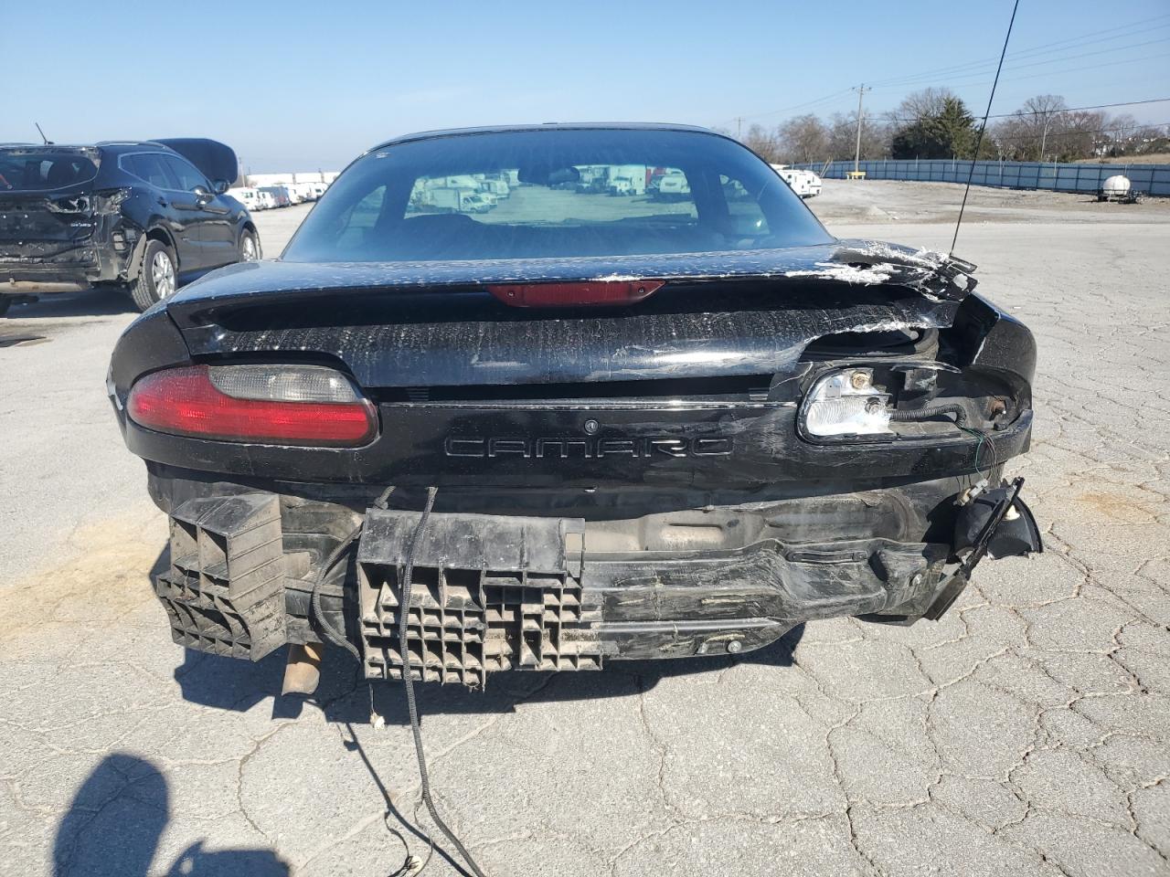1996 Chevrolet Camaro Base VIN: 2G1FP22K5T2119075 Lot: 44441015