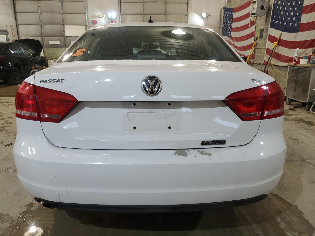 2014 Volkswagen Passat - Image 6