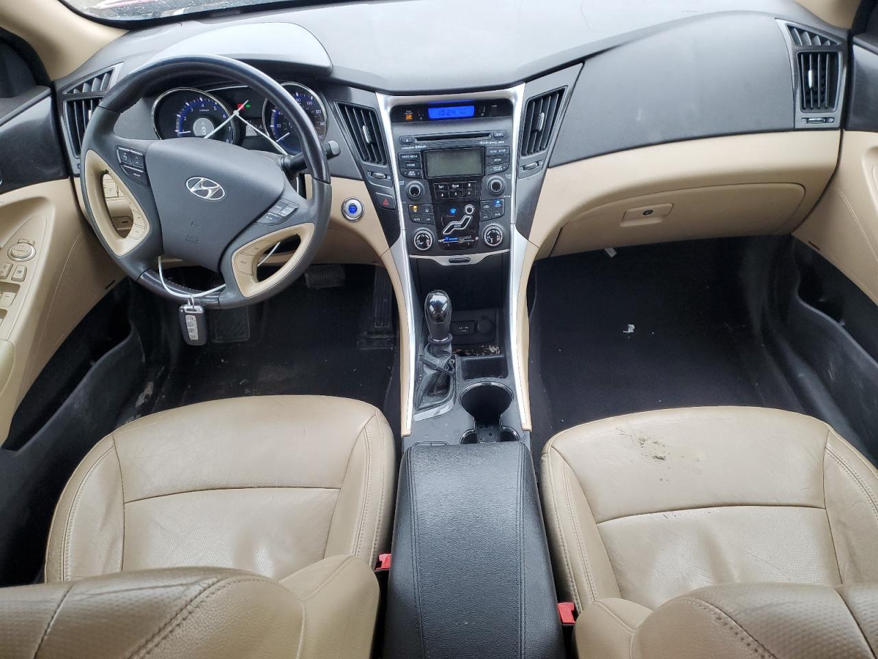 2013 Hyundai Sonata - Image 8