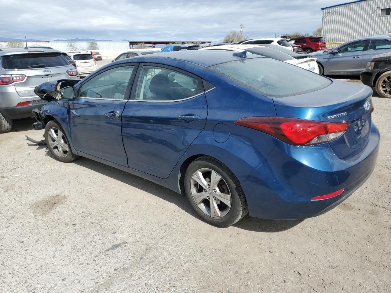 2016 Hyundai Elantra - Image 2