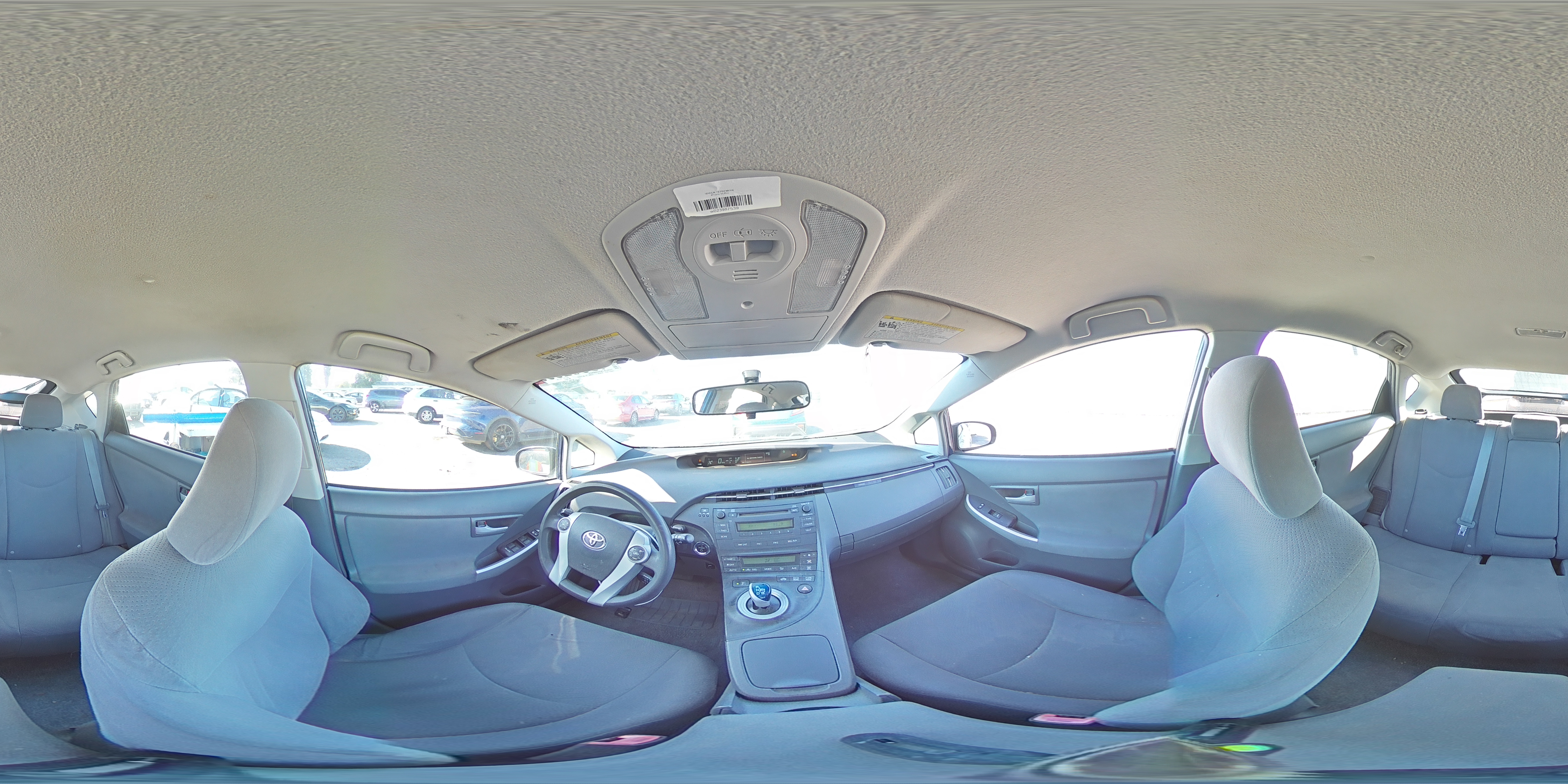 2010 Toyota Prius - Image 12