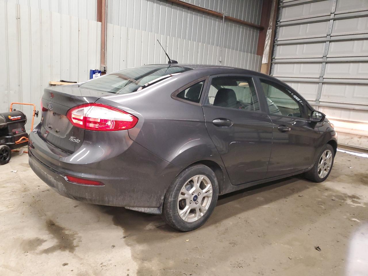 2015 Ford Fiesta - Image 3