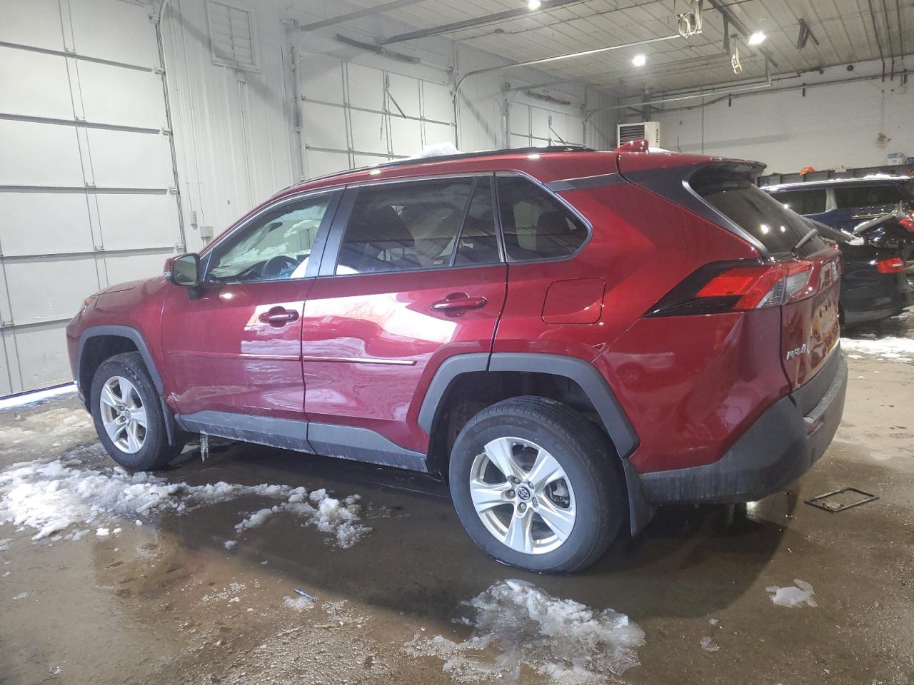 2019 Toyota RAV 4 - Image 2