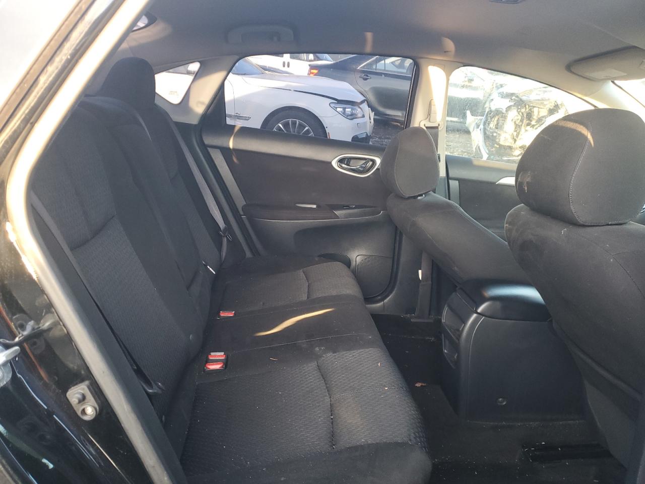 2014 Nissan Sentra - Image 10