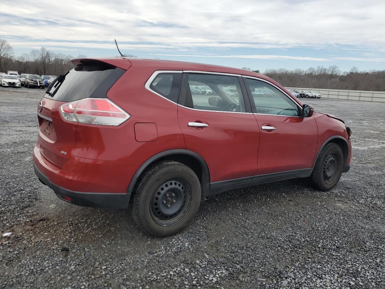 2015 Nissan Rogue - Image 3