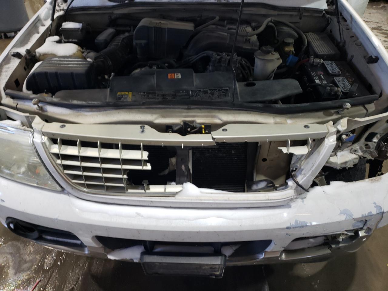2002 Ford Explorer - Image 12