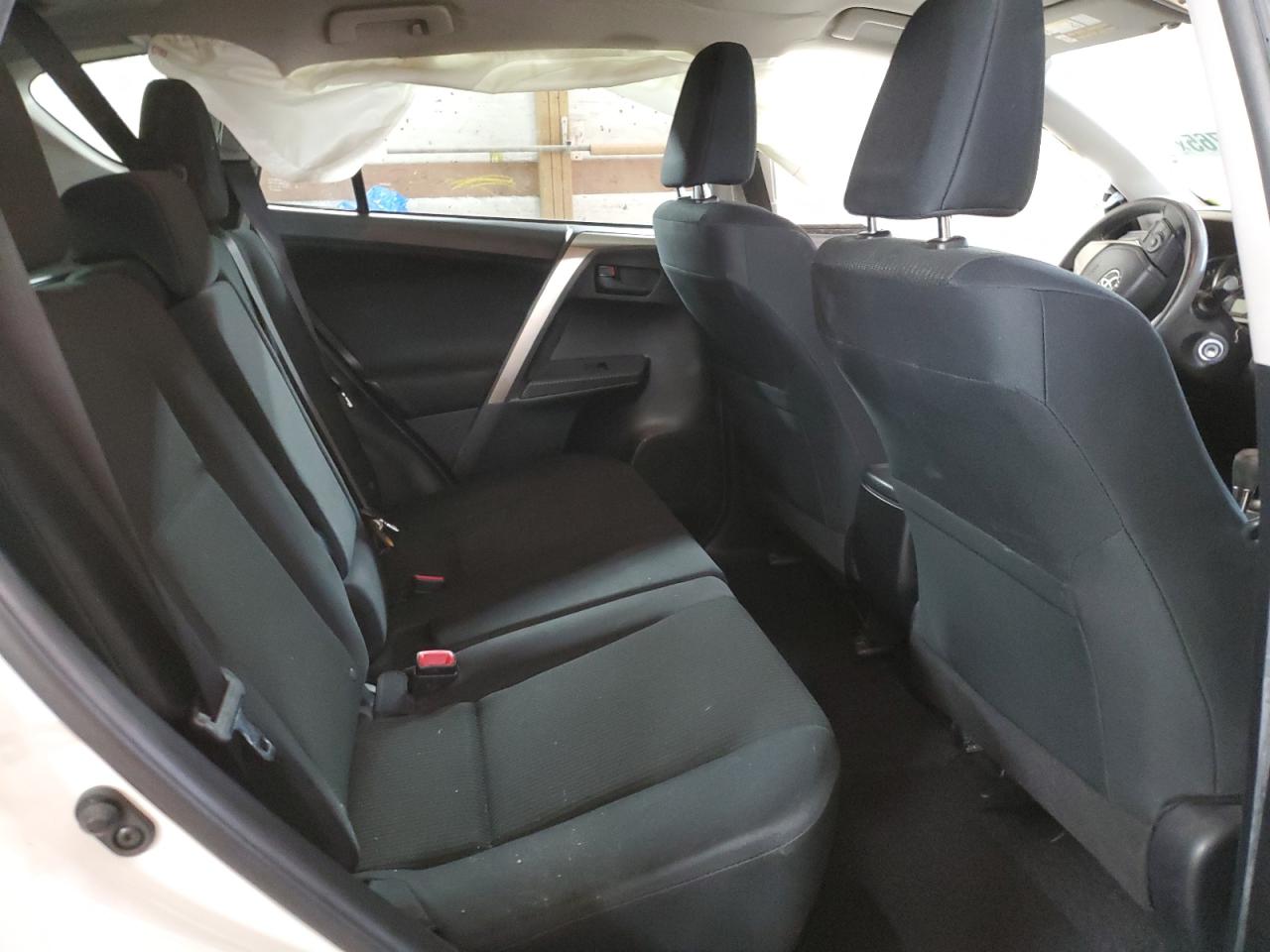2014 Toyota RAV 4 - Image 11