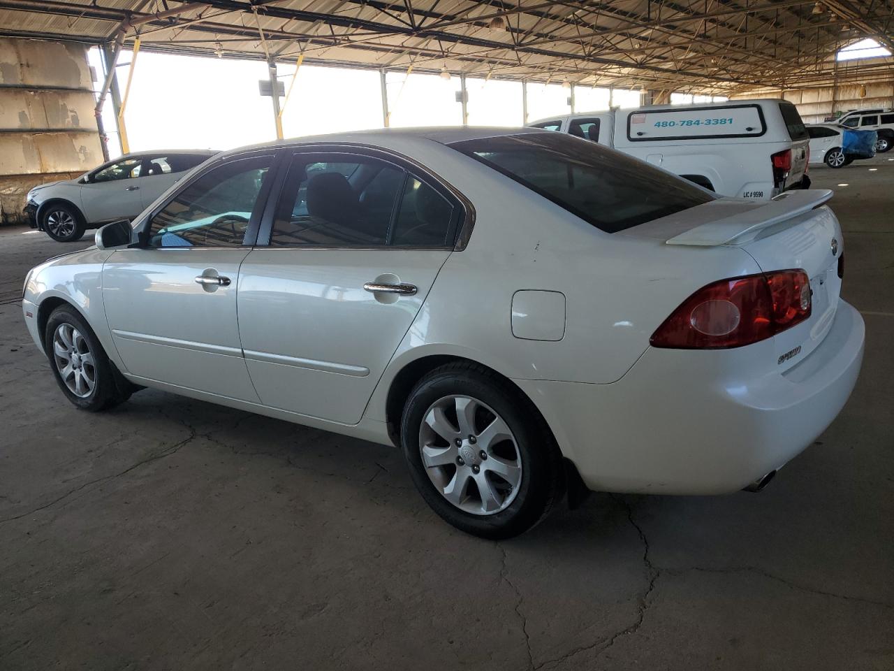 2007 Kia Optima - Image 2