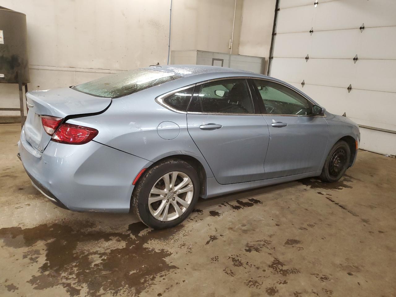 2015 Chrysler 200 - Image 3