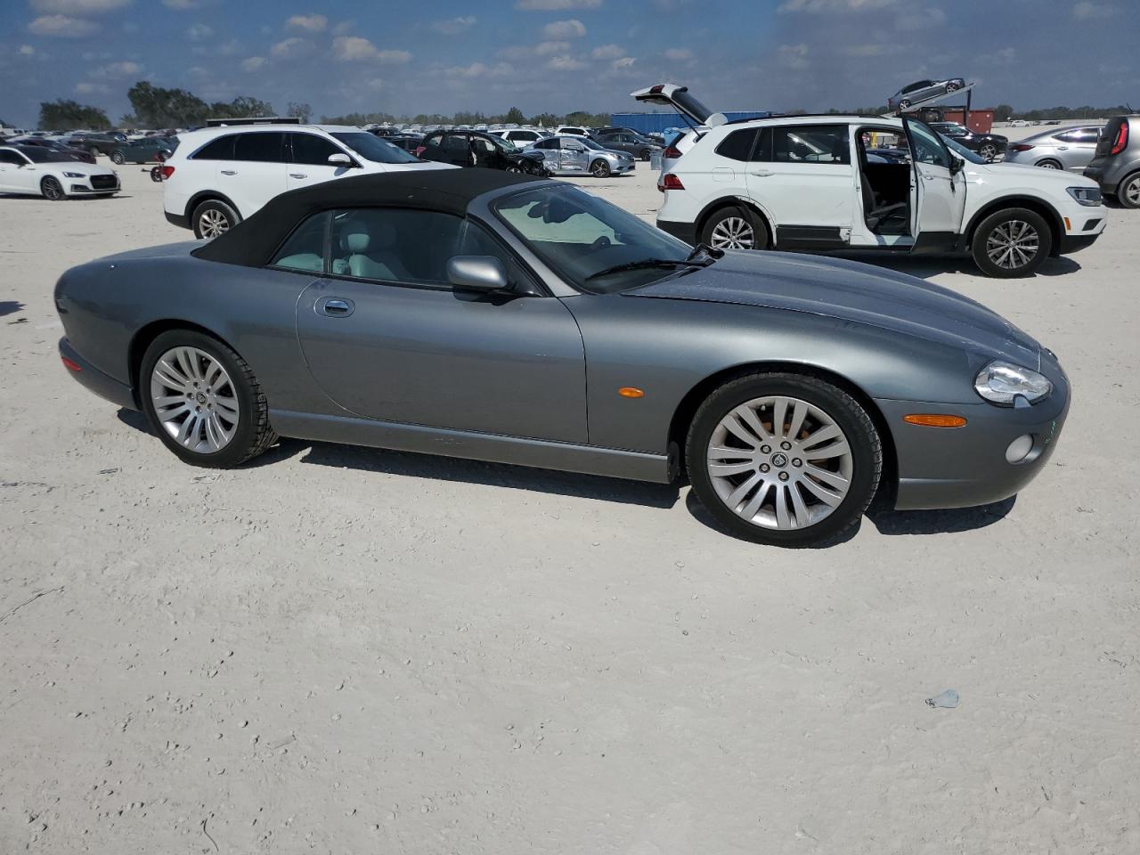 2005 Jaguar XK - Image 4