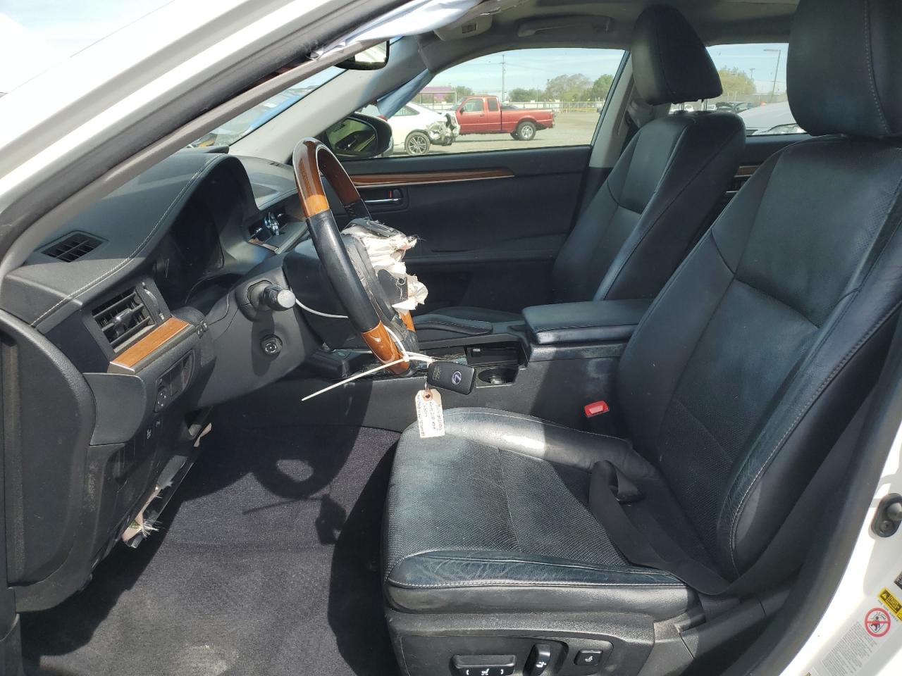 2013 Lexus ES - Image 7