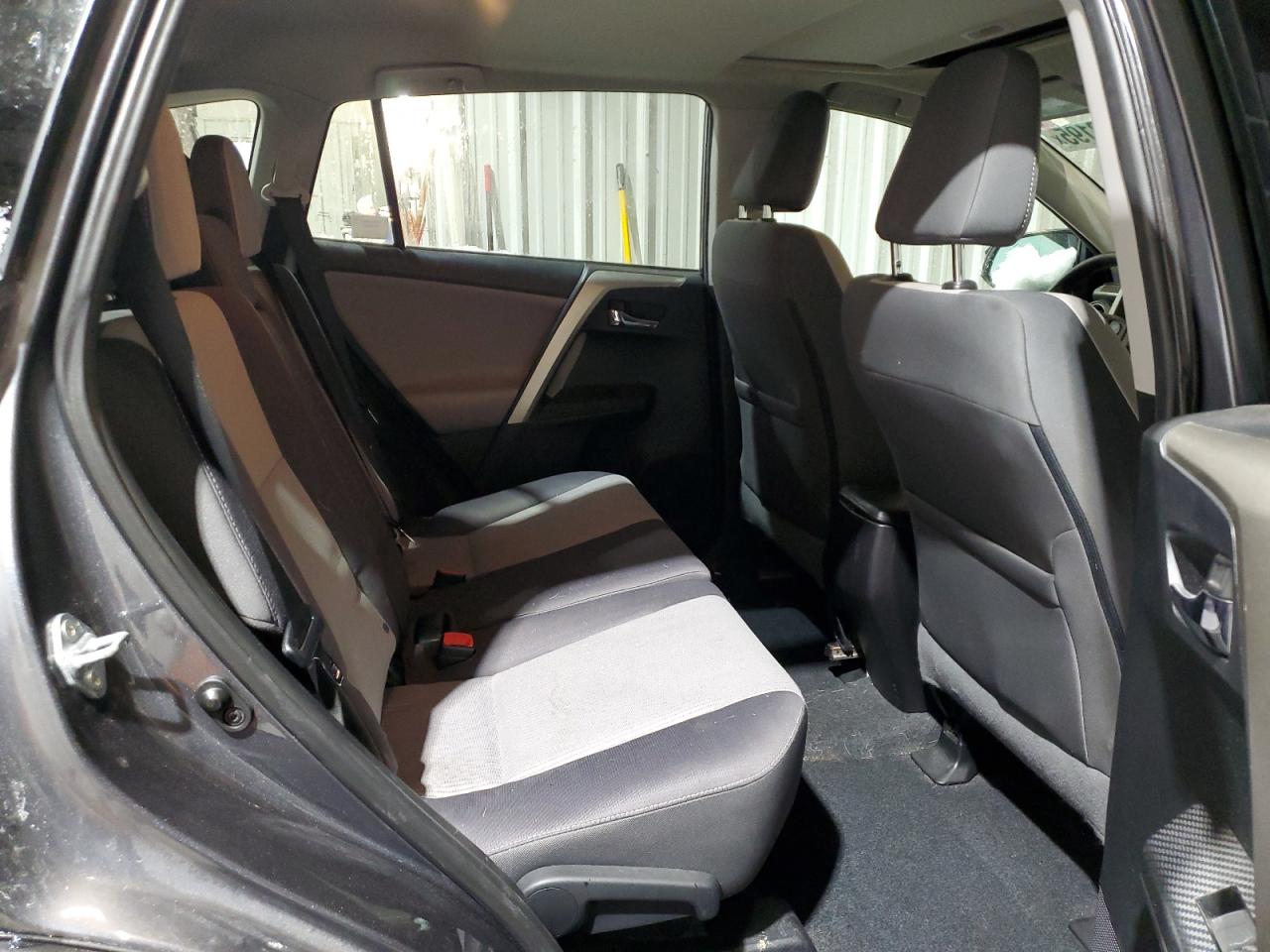 2014 Toyota RAV 4 - Image 11