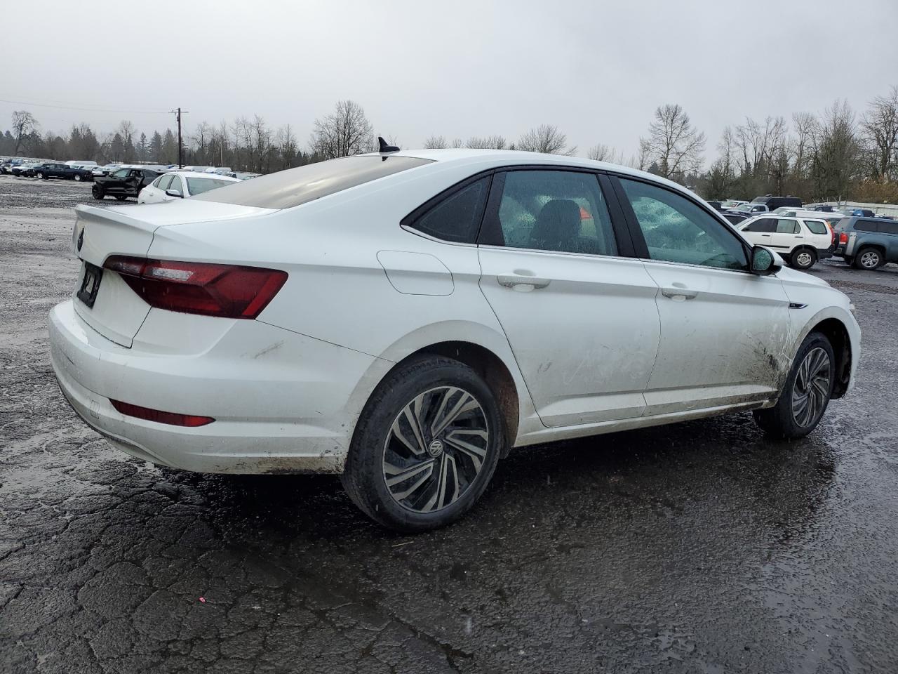2020 Volkswagen Jetta - Image 3