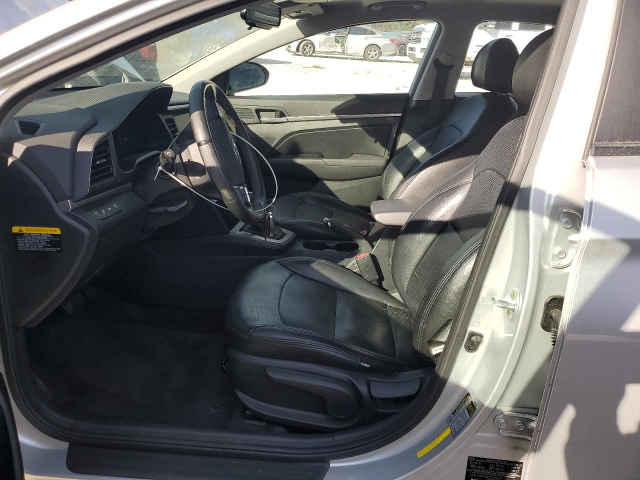 2019 Hyundai Elantra - Image 7