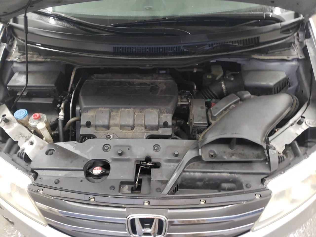 2011 Honda Odyssey - Image 12