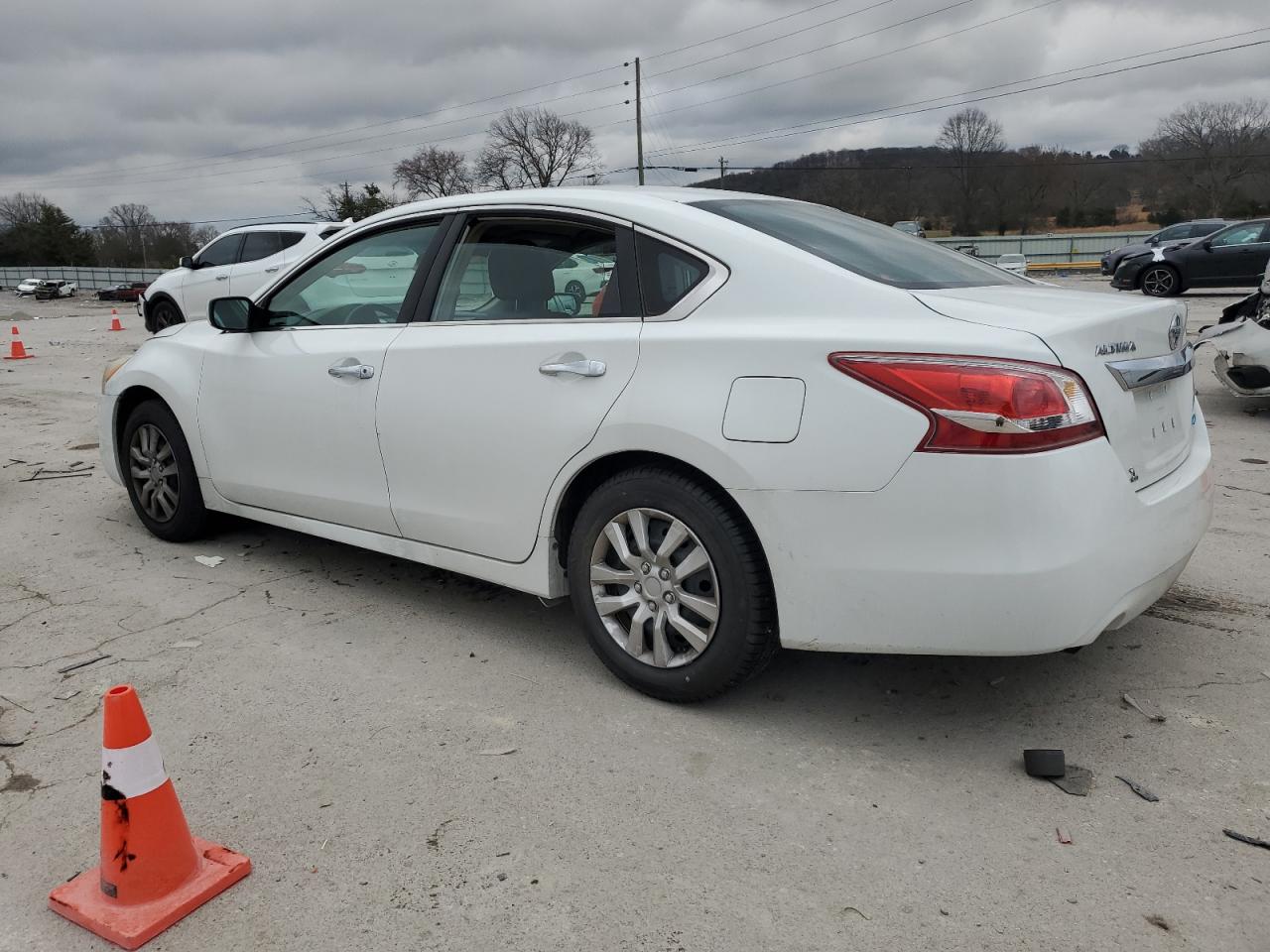 2013 Nissan Altima - Image 2