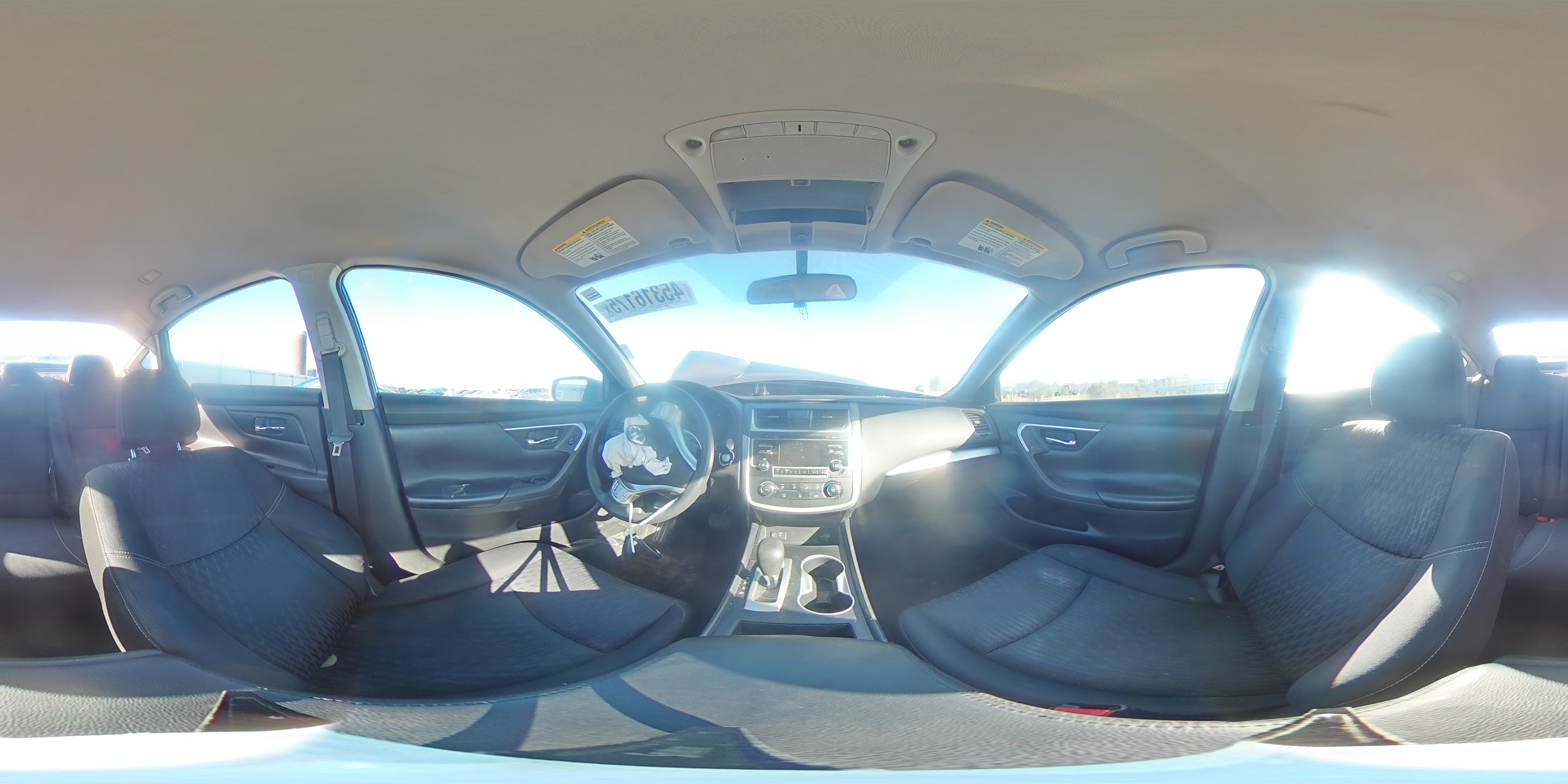 2017 Nissan Altima - Image 12