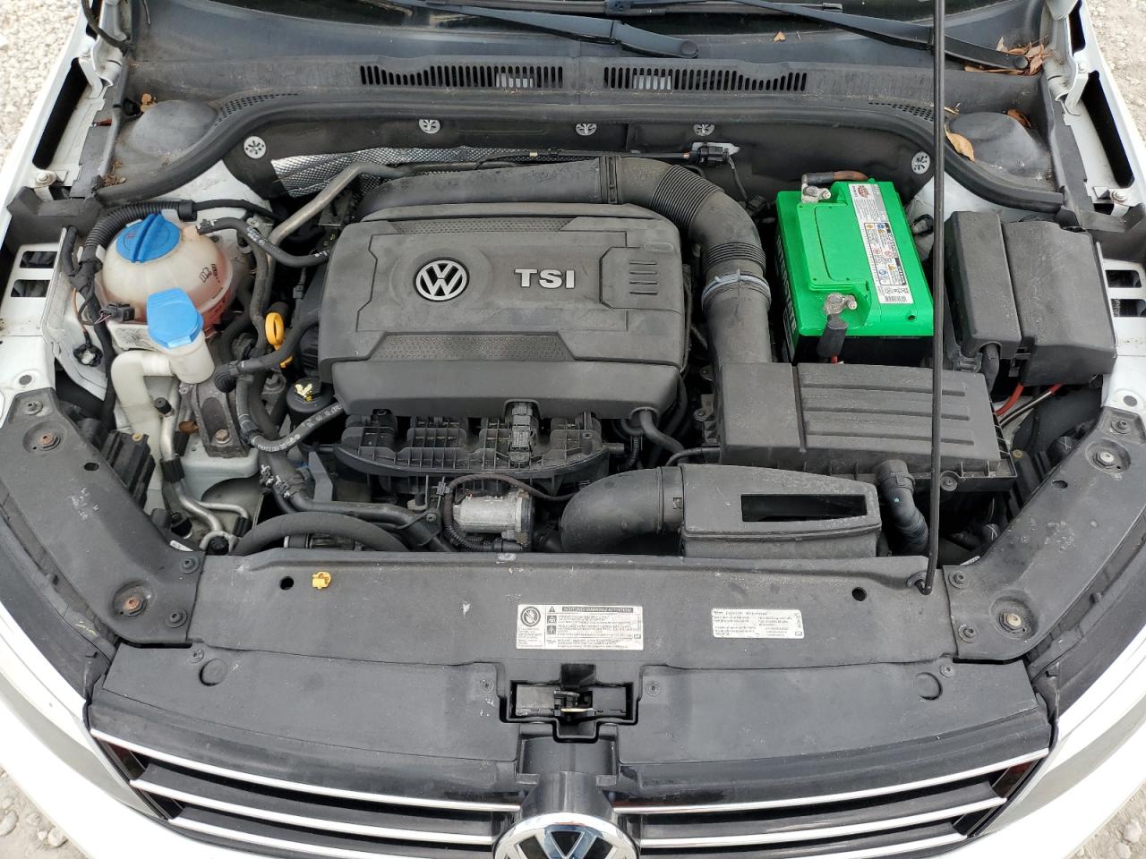 2016 Volkswagen Jetta - Image 11