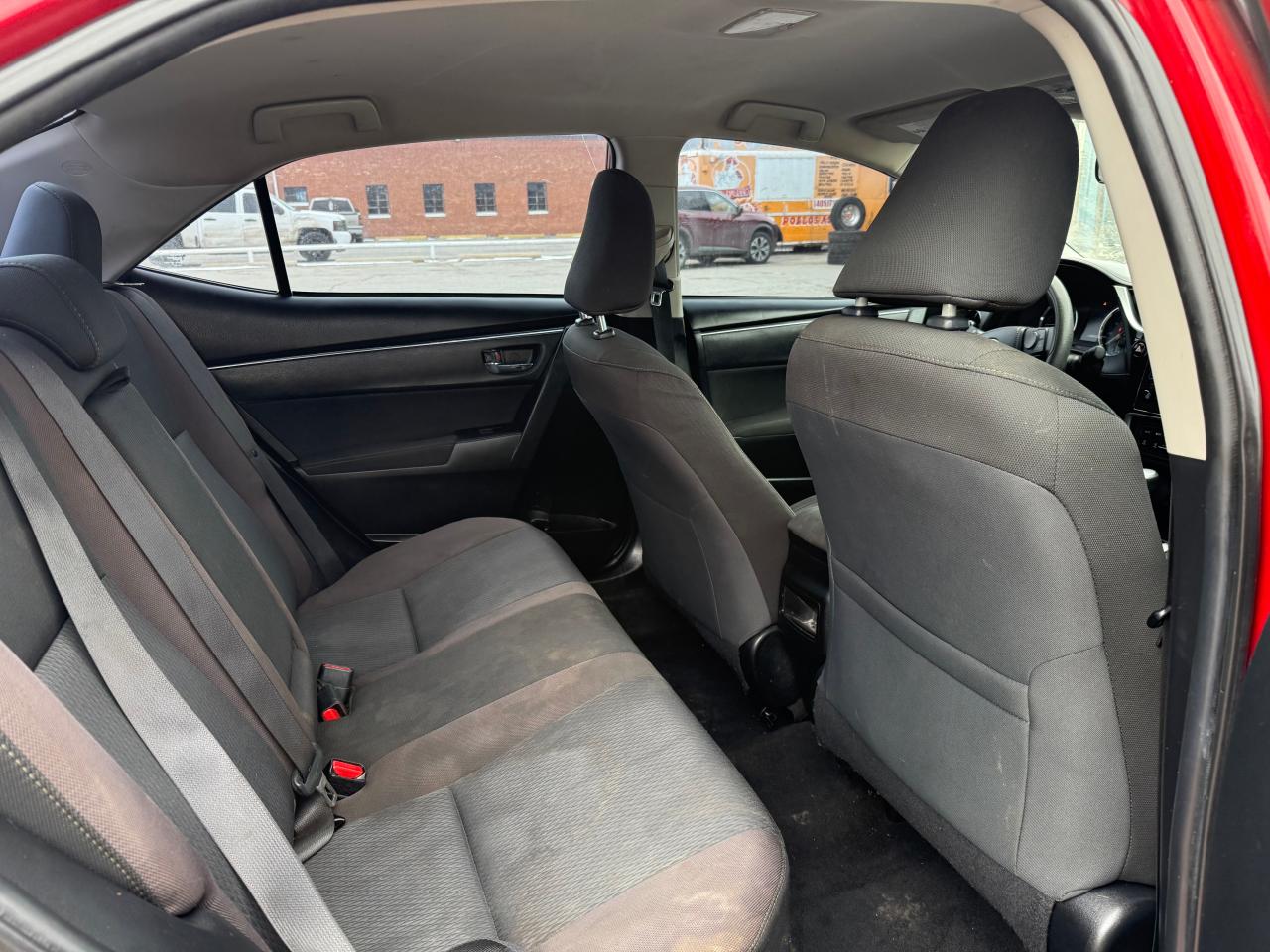 5YFBURHE6JP800049 TOYOTA COROLLA 2018