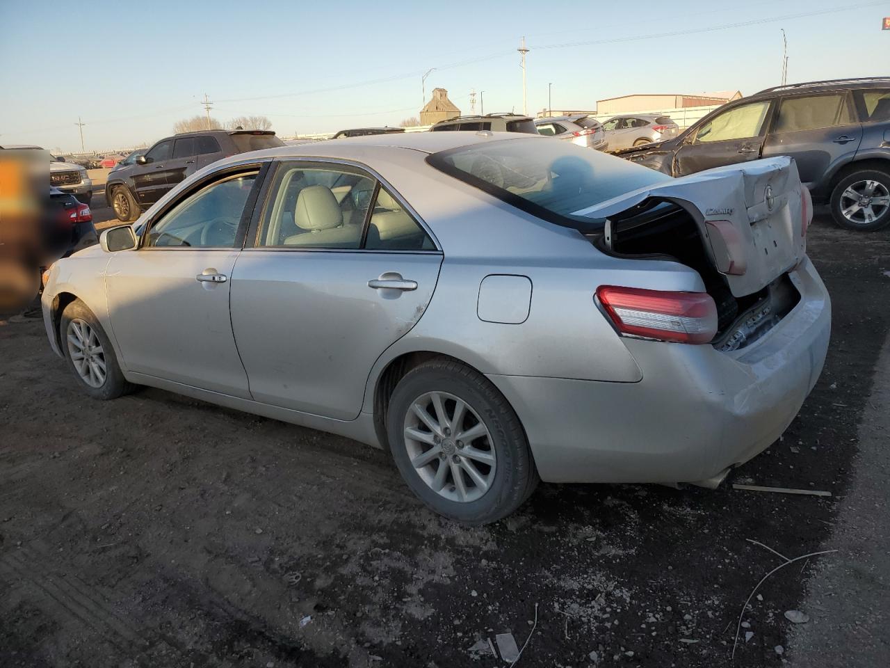 2011 Toyota Camry - Image 2