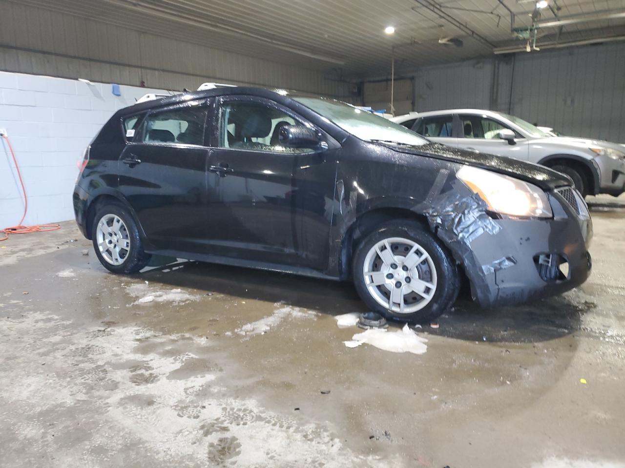 2009 Pontiac Vibe - Image 4