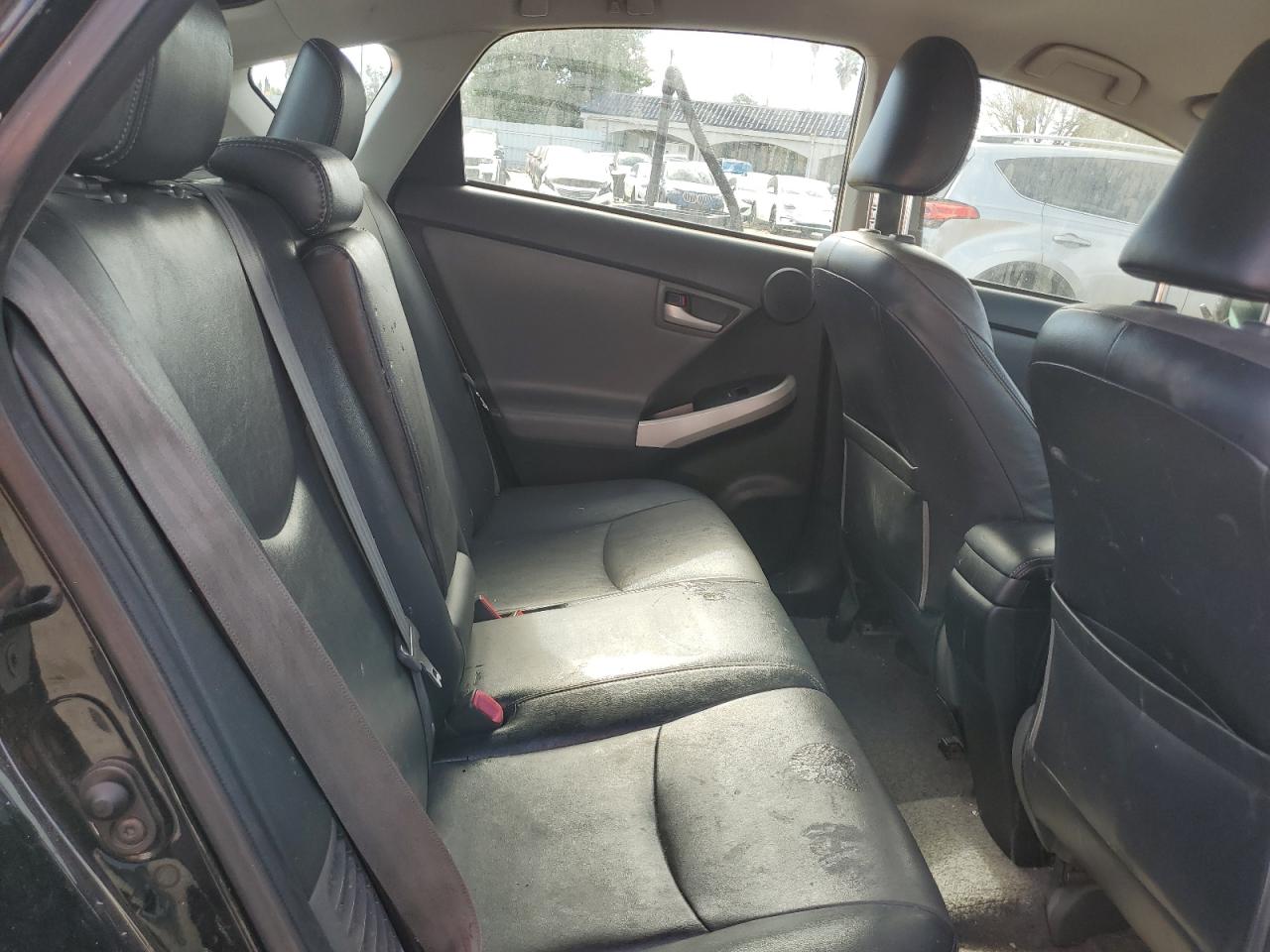 2012 Toyota Prius - Image 11