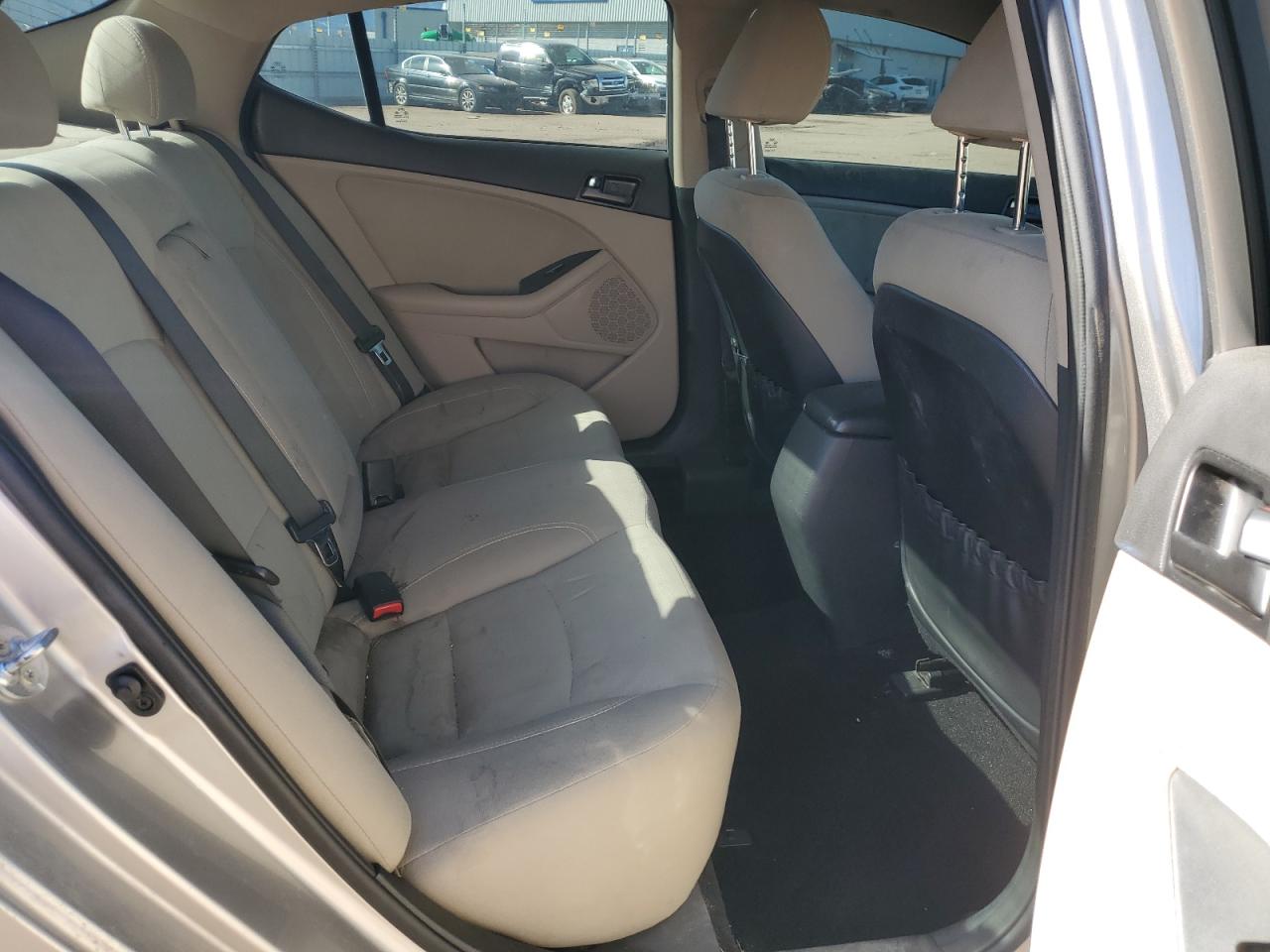 2013 Kia Optima - Image 10