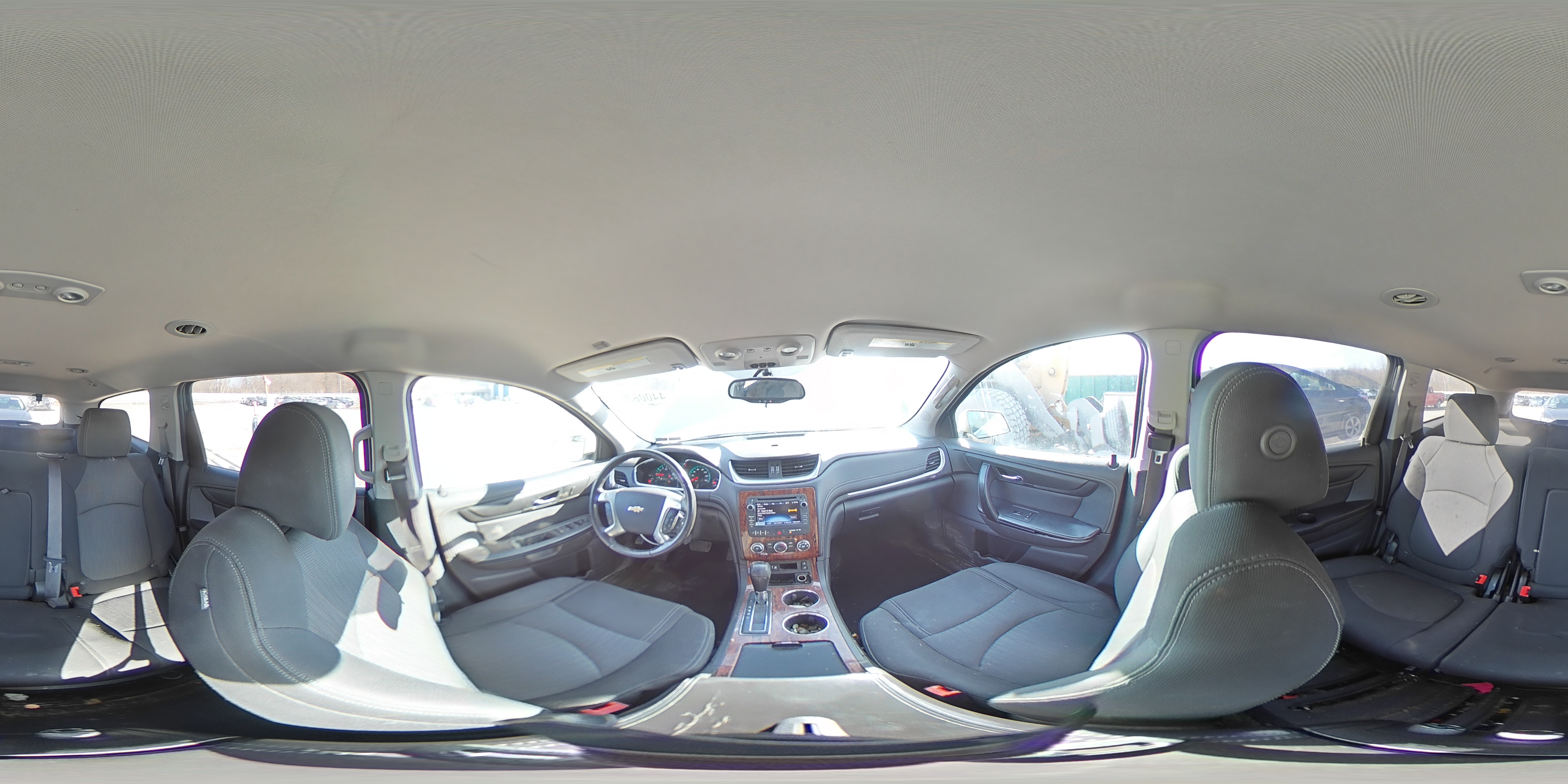 2014 Chevrolet Traverse - Image 14