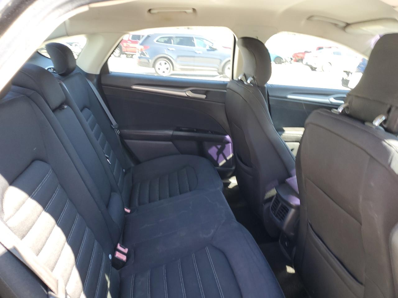 2013 Ford Fusion - Image 10