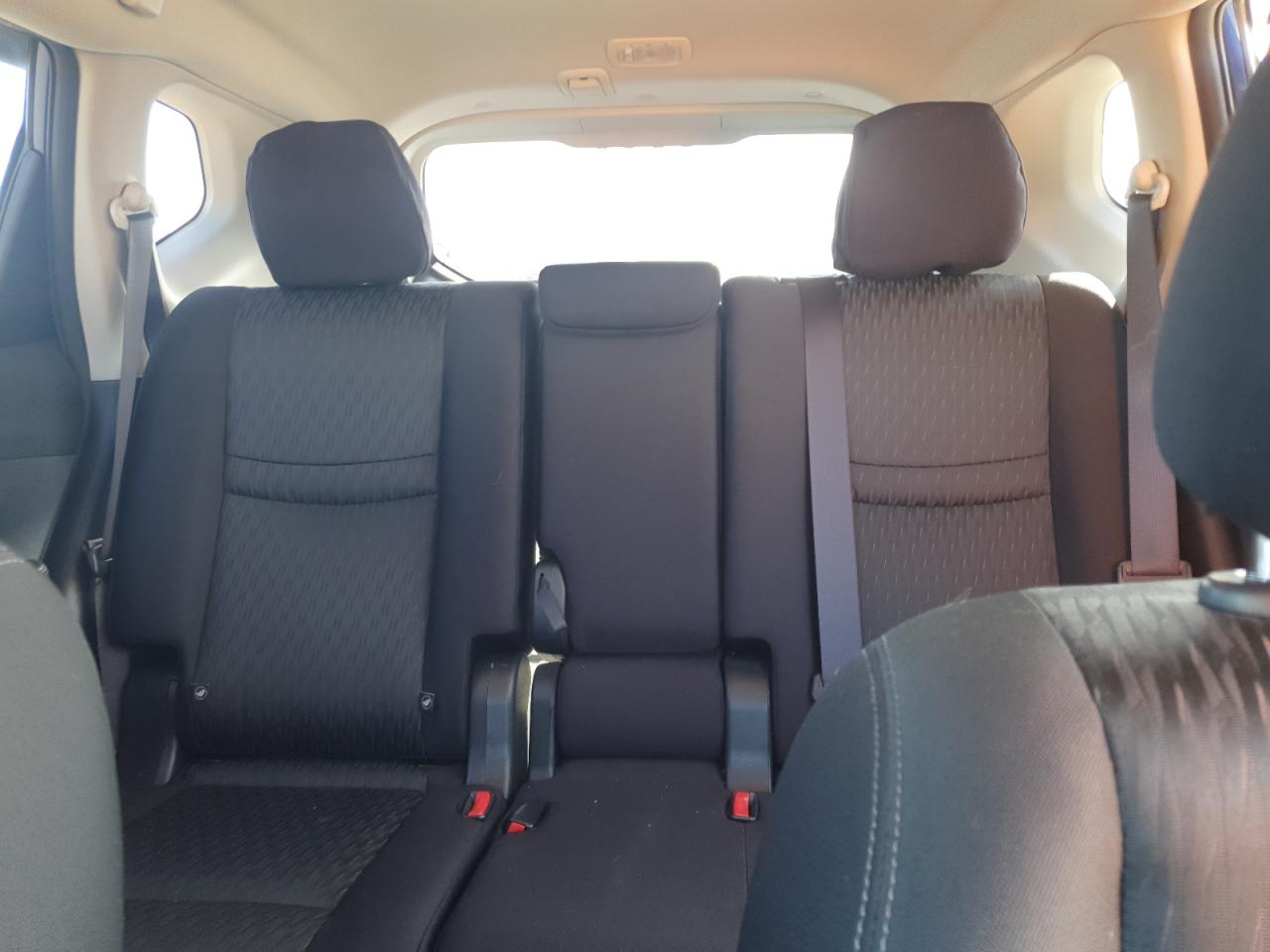 2020 Nissan Rogue - Image 10